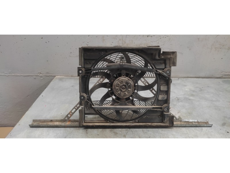 Recambio de electroventilador para bmw serie 5 berlina (e39) 2.5 turbodiesel cat referencia OEM IAM 64548370993  