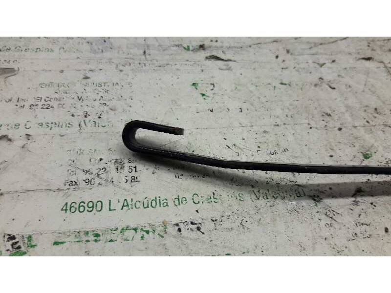 Recambio de brazo limpia trasero para tata safari 1.9 referencia OEM IAM   
