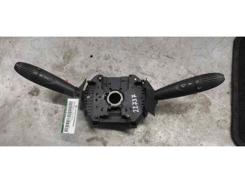Recambio de mando multifuncion para fiat punto berlina (188) 1.2 8v referencia OEM IAM 735337940  