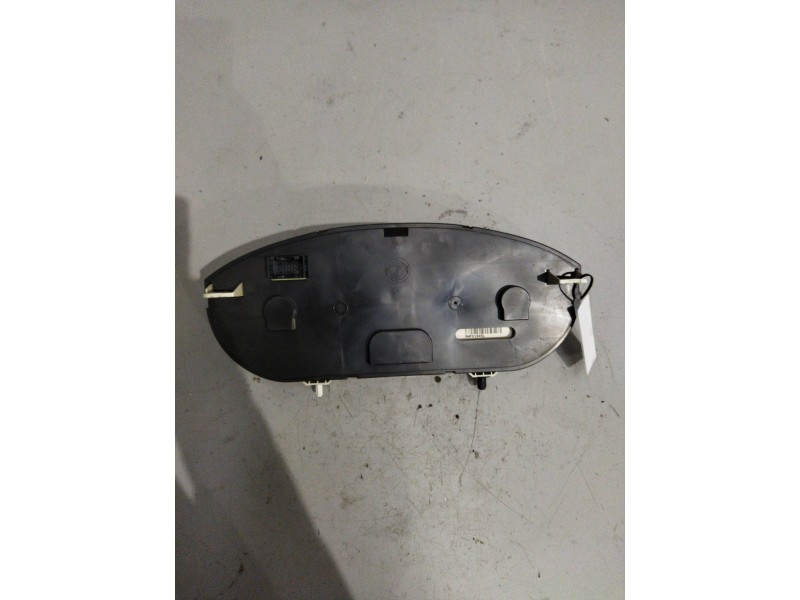 Recambio de cuadro instrumentos para iveco daily pr referencia OEM IAM 5801259668  