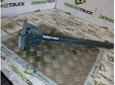 Recambio de soporte guardabarros trasero para volvo fh xxx fg 4x2 std/med corto referencia OEM IAM IZQUIERDO  