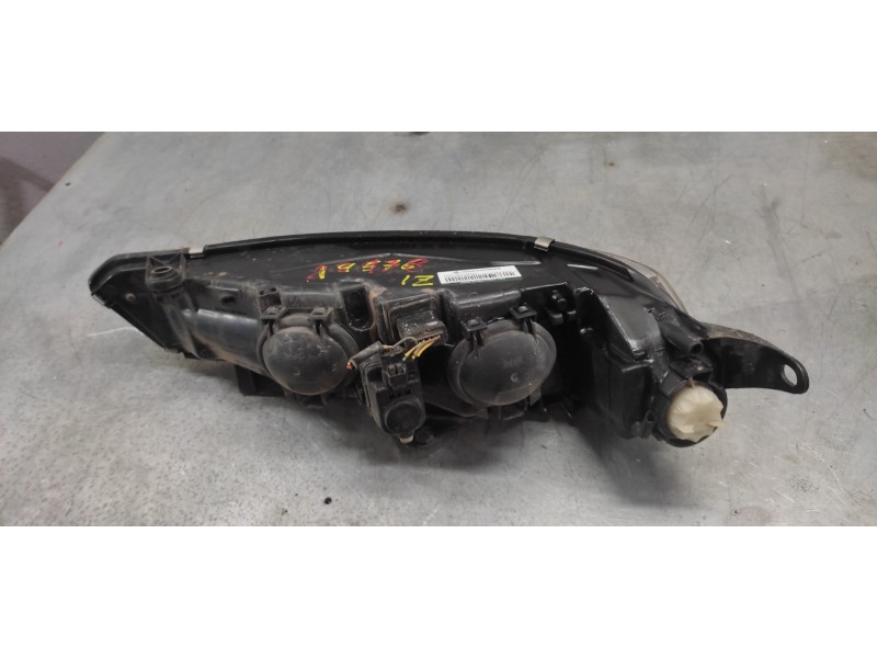 Recambio de faro izquierdo para peugeot 406 berlina (s1/s2) svdt referencia OEM IAM   