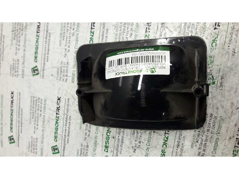 Recambio de faro derecho para volkswagen passat berlina (312) cl referencia OEM IAM  REFLECTANTE 
