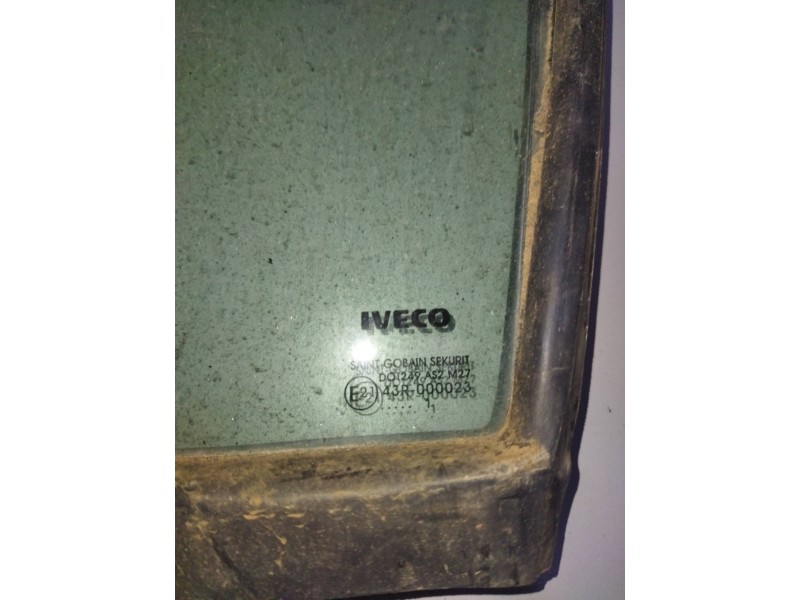 Recambio de luna custodia delantera izquierda para iveco daily pr referencia OEM IAM 500314206  
