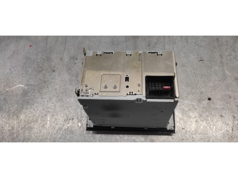 Recambio de sistema audio / radio cd para audi a3 (8p) 2.0 tdi ambiente referencia OEM IAM 8P0035186P  