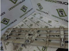 Recambio de calandra para renault s 150.08/09/a/b midliner e2 chasis (modelo 150.08/a) 110 kw corto referencia OEM IAM 500042174 2