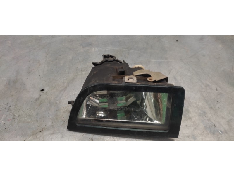 Recambio de faro antiniebla izquierdo para citroën xantia berlina 2.0 16v attraction referencia OEM IAM   2 PINS