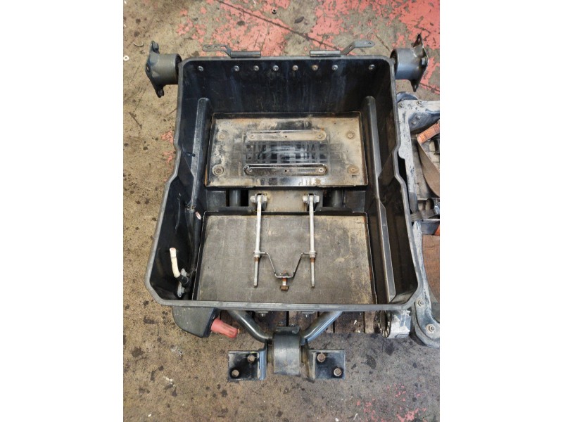 Recambio de soporte bateria para daf trucks xf 106 480 referencia OEM IAM   