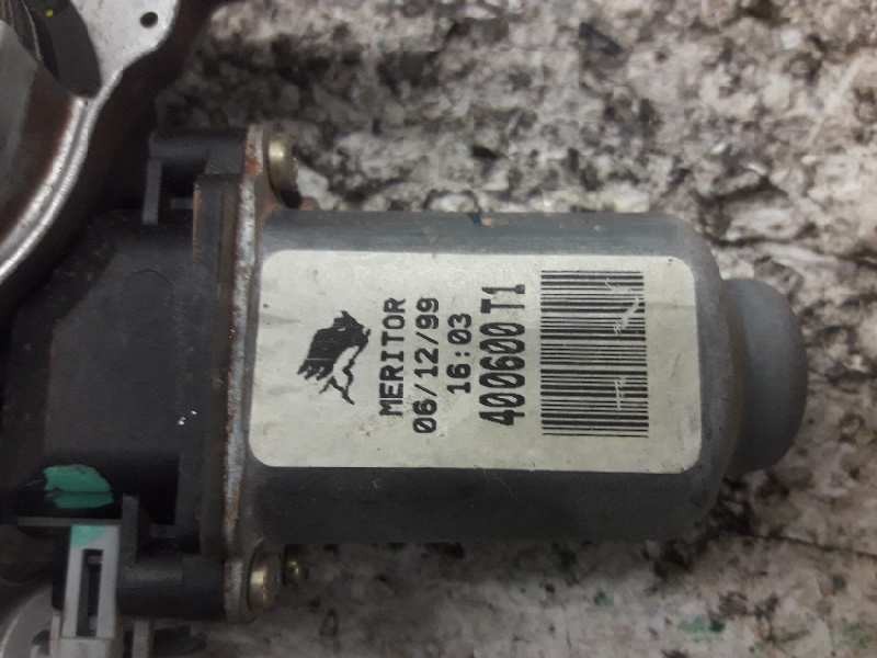 Recambio de elevalunas delantero derecho para nissan primera berlina (p11) básico referencia OEM IAM 400600T1  