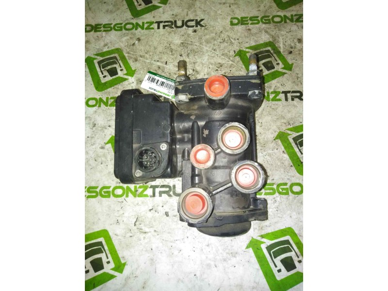 Recambio de valvula aire para man tgx 18.xxx 12.4 diesel referencia OEM IAM 81523016213 K020623 VALVULA EBS
