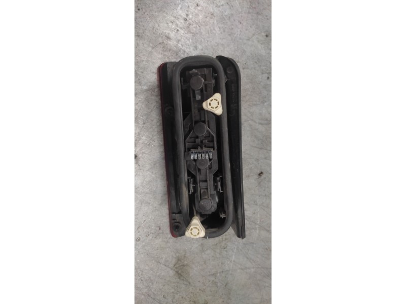 Recambio de piloto trasero derecho para opel combo (corsa c) familiar referencia OEM IAM   