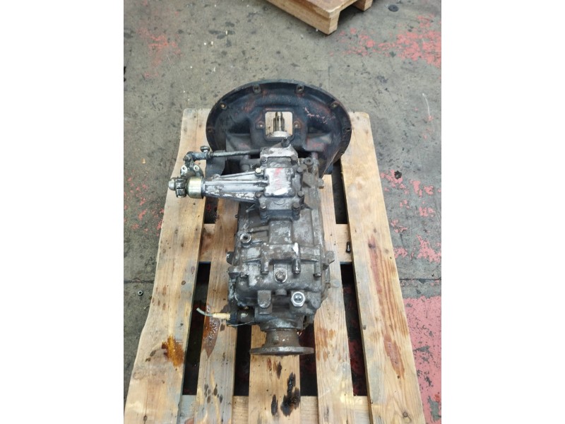 Recambio de caja cambios para nissan trucks m m-90.150 referencia OEM IAM S542 1307052016 07101150-0