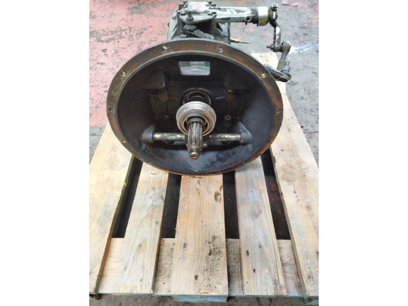 Recambio de caja cambios para nissan trucks m m-90.150 referencia OEM IAM S542 1307052016 07101150-0