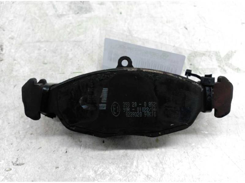 Recambio de pastillas de freno delanteras para opel corsa b edition 2000 referencia OEM IAM   