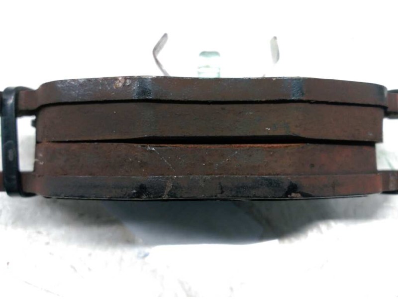 Recambio de pastillas de freno delanteras para opel corsa b edition 2000 referencia OEM IAM   