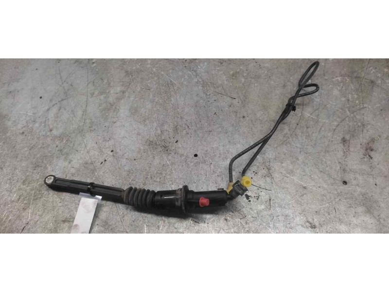 Recambio de bombin embrague para peugeot 208 style referencia OEM IAM 9812924380  