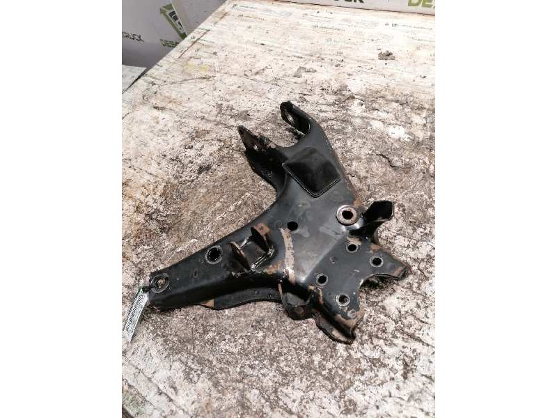 Recambio de brazo suspension inferior delantero derecho para ford maverick (ml) básico referencia OEM IAM   