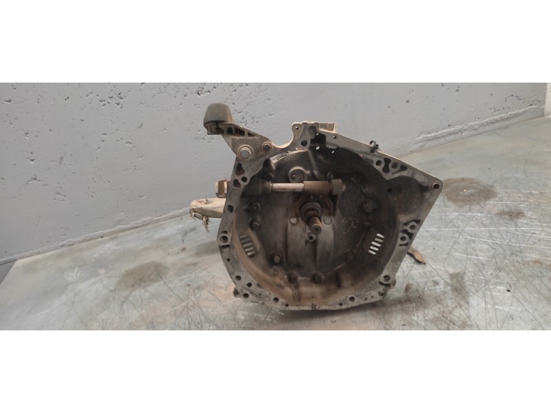 Recambio de caja cambios para renault 21 berlina (b/l48) txe referencia OEM IAM 7700598990  