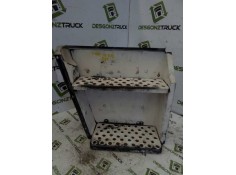 Recambio de peldaño derecho para man m 90 12.232 169/170 kw fki bat. 3200 pma11.8 170 kw tráfico urbano referencia OEM IAM   