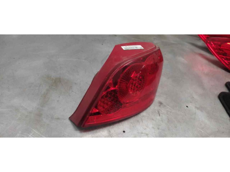 Recambio de piloto trasero derecho para peugeot 307 berlina (s2) xs + referencia OEM IAM   6 PINS