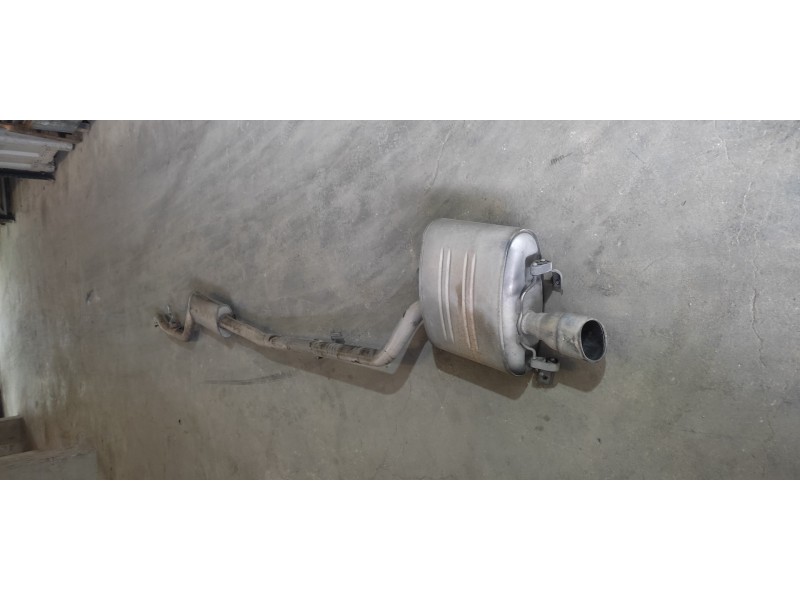 Recambio de tubo escape central para bmw serie 5 berlina (e60) 520d referencia OEM IAM 7798192  