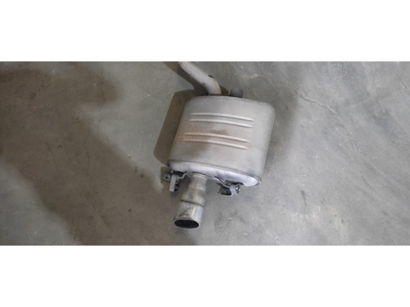 Recambio de tubo escape central para bmw serie 5 berlina (e60) 520d referencia OEM IAM 7798192  