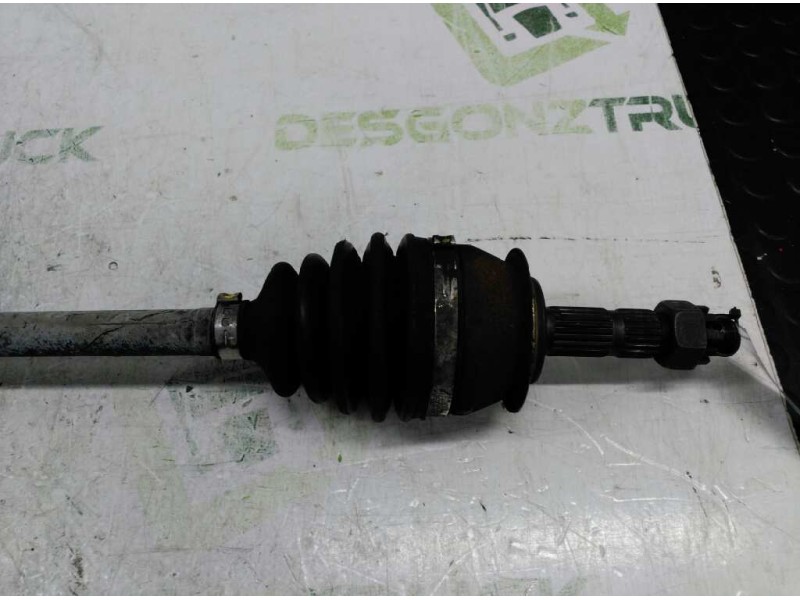 Recambio de transmision delantera derecha para opel corsa b edition 2000 referencia OEM IAM 26067662  