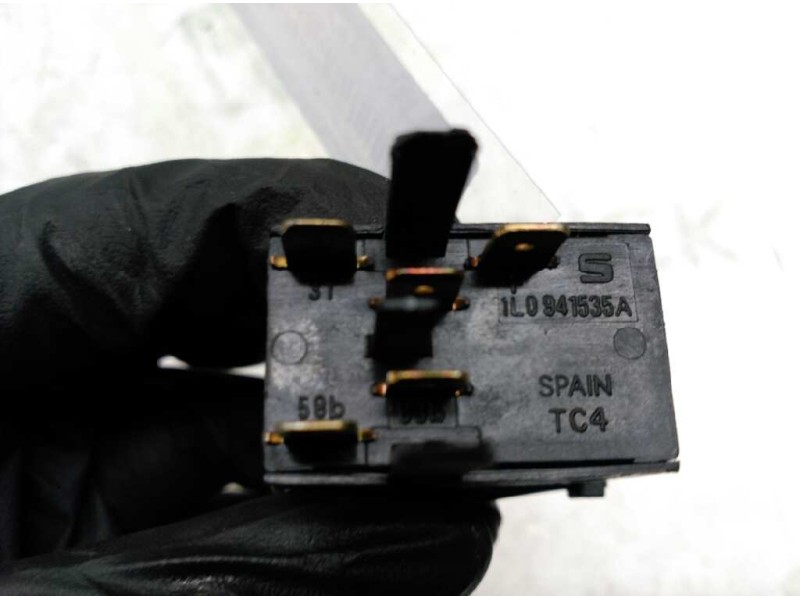 Recambio de boton antiniebla para seat toledo (1l) magnus referencia OEM IAM 1L0941535A  