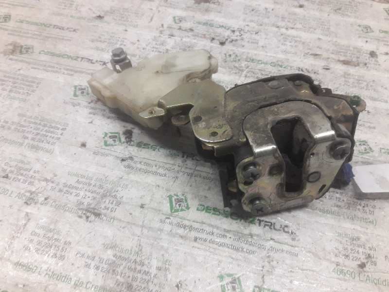 Recambio de cerradura puerta delantera derecha para nissan almera (n16/e) acenta referencia OEM IAM 8055261U66 4 PINS 