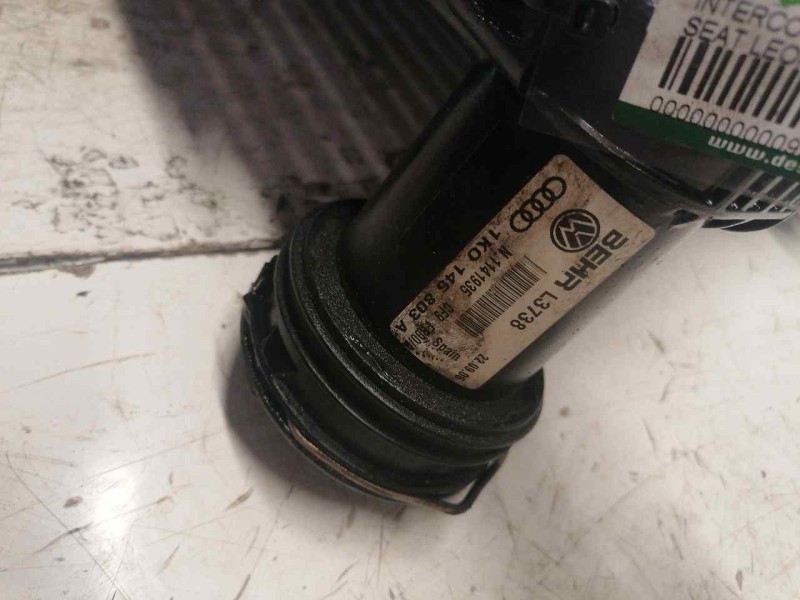 Recambio de intercooler para seat leon (1p1) comfort limited referencia OEM IAM 1K0145803A  