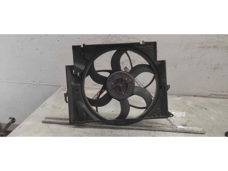 Recambio de electroventilador para bmw serie 1 berlina (e81/e87) 120d referencia OEM IAM 16326937515  