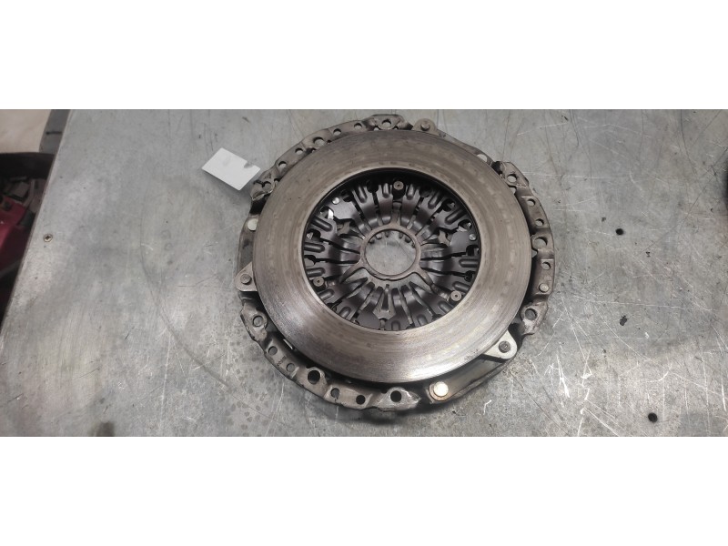 Recambio de kit embrague para bmw serie 1 berlina (e81/e87) 120d referencia OEM IAM 124033610  