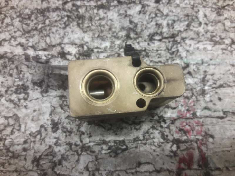 Recambio de valvula expansion para volkswagen golf iv berlina (1j1) soul referencia OEM IAM 1J1820103B 6N0820679C 