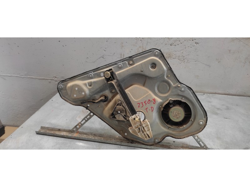 Recambio de elevalunas trasero derecho para seat leon (1m1) signo referencia OEM IAM 1M2651834  