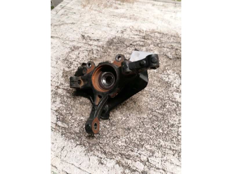 Recambio de mangueta delantera derecha para fiat qubo (300) 1.3 16v m-jet cat referencia OEM IAM   