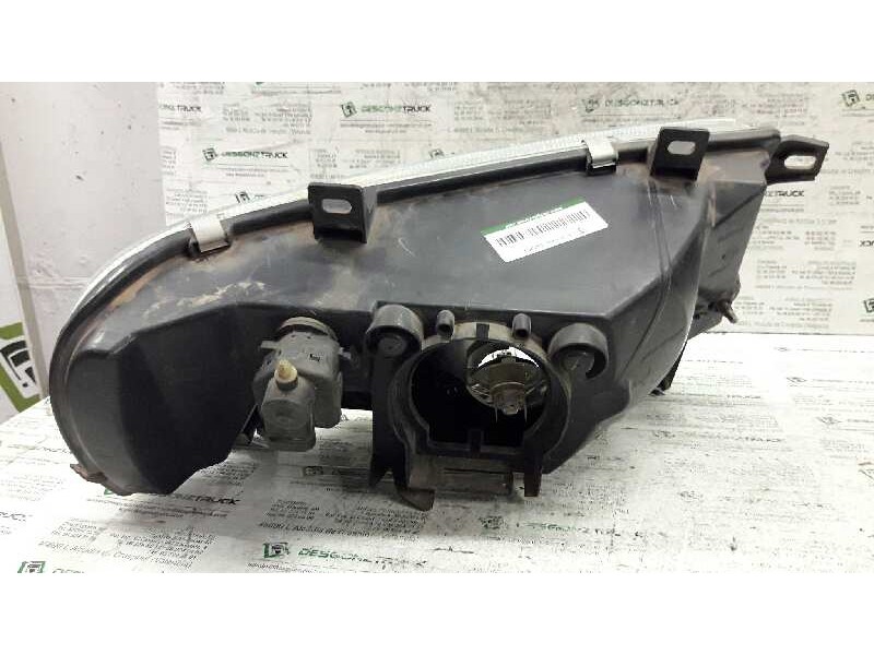 Recambio de faro izquierdo para renault master t 35 referencia OEM IAM   