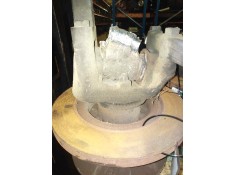 Recambio de mangueta delantera izquierda para renault mascott 3.0 diesel referencia OEM IAM    2