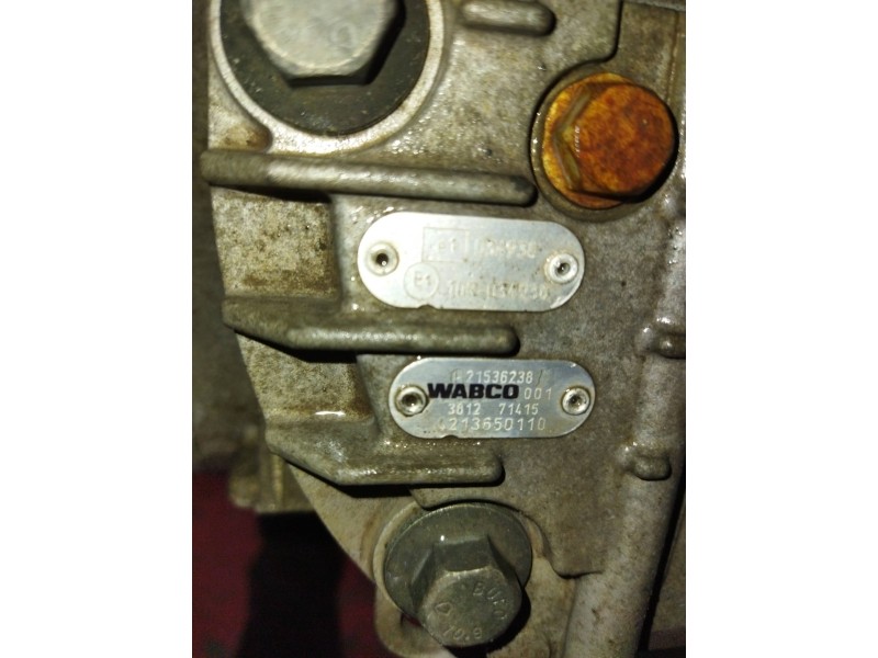 Recambio de caja cambios para renault magnum ab 2005 12.8 diesel referencia OEM IAM AT2412D 3190584 1100238195