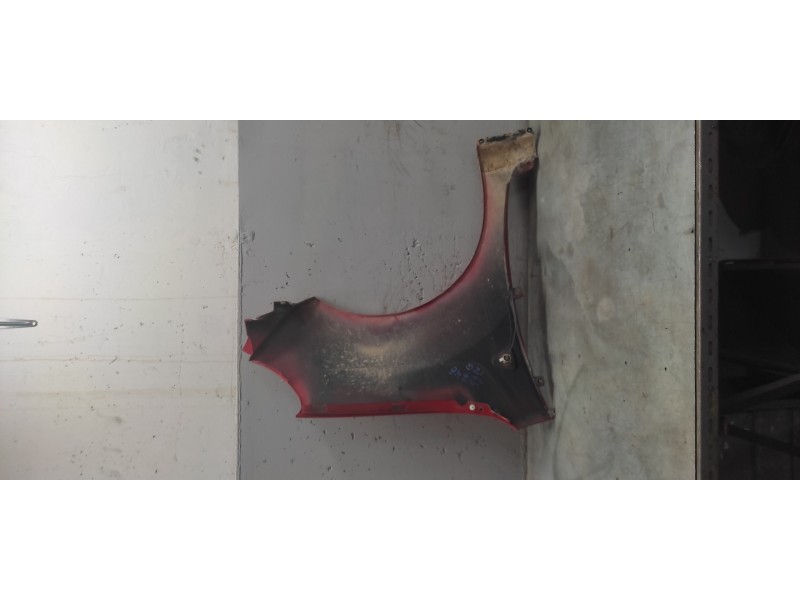 Recambio de aleta delantera izquierda para renault kangoo profesional referencia OEM IAM   