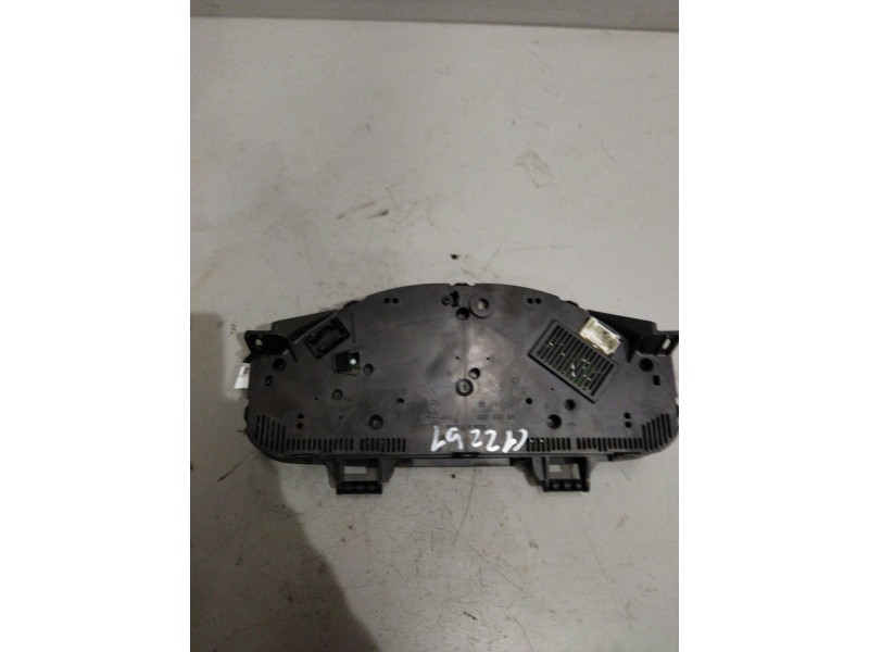 Recambio de cuadro instrumentos para mercedes-benz sprinter (w901,w904) caja cerr. referencia OEM IAM A0014468521  