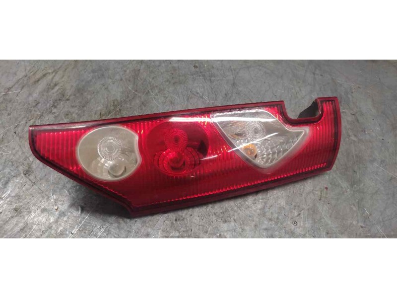 Recambio de piloto trasero derecho para renault kangoo profesional referencia OEM IAM   5 PINS