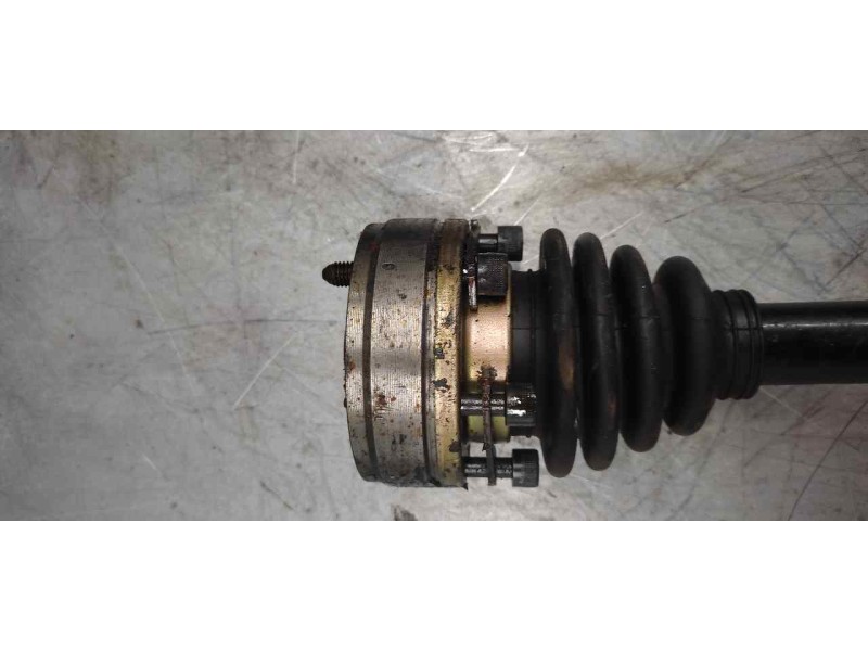 Recambio de transmision delantera izquierda para seat ibiza (6k1) signo referencia OEM IAM  24MM MANGUETA 