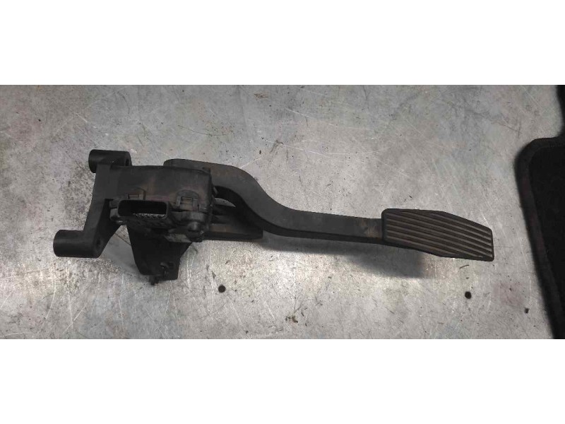 Recambio de potenciometro pedal para opel corsa c club referencia OEM IAM 9129423 6PV00811000 6 PINS