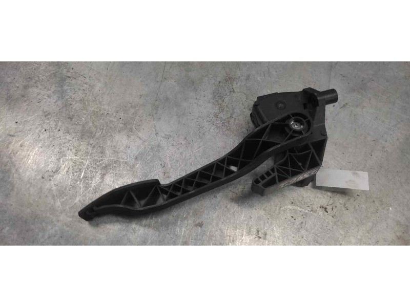 Recambio de potenciometro pedal para opel corsa c club referencia OEM IAM 9129423 6PV00811000 6 PINS