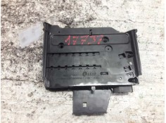 Recambio de caja reles / fusibles para ford focus lim. (cb8) titanium referencia OEM IAM AV6T14A067BB   2