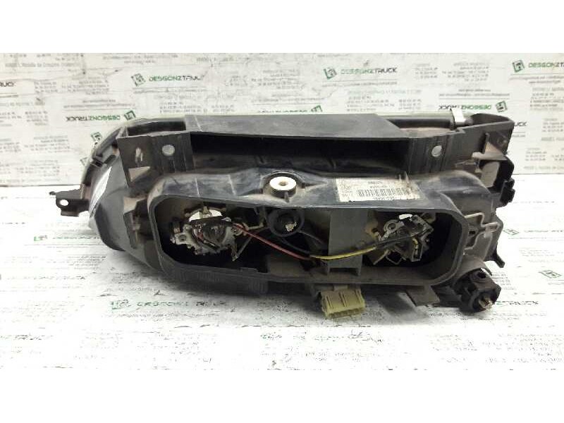Recambio de faro derecho para citroën xantia berlina 1.6 sx referencia OEM IAM 88205034  