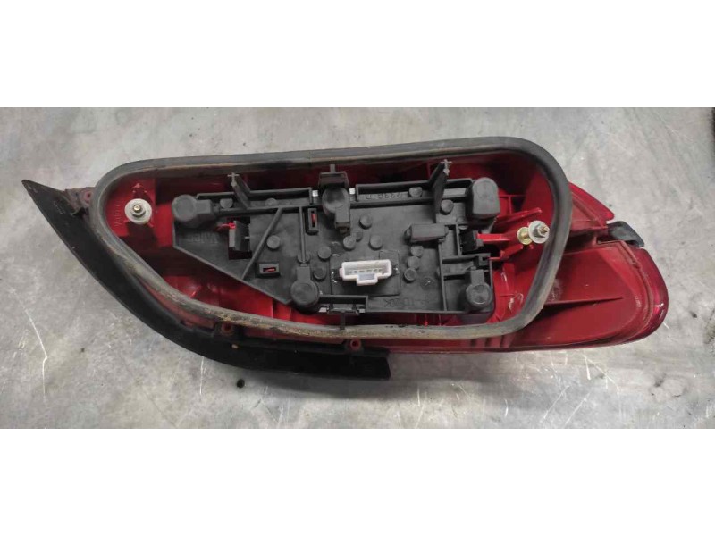 Recambio de piloto trasero derecho para peugeot 406 berlina (s1/s2) srdt referencia OEM IAM   