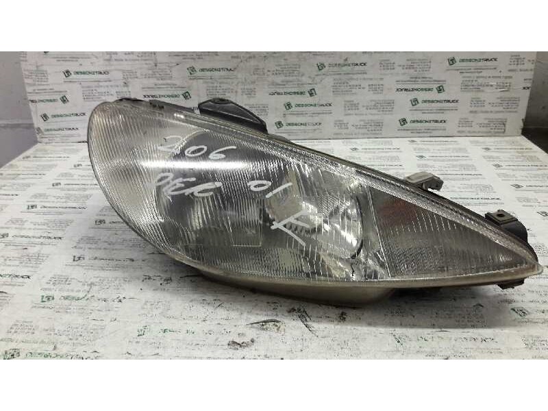 Recambio de faro derecho para peugeot 206 berlina e-music referencia OEM IAM   