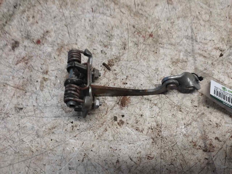 Recambio de retenedor puerta para peugeot 206 berlina 1.4 referencia OEM IAM   TRASERA DERECHA