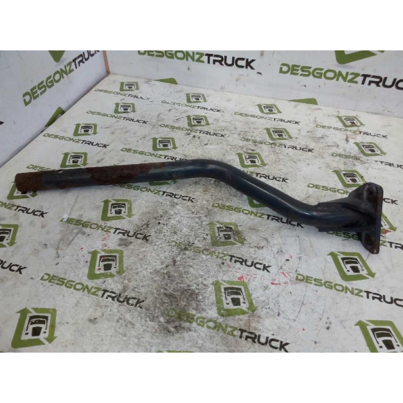 Recambio de soporte guardabarros trasero para iveco stralis (ad/at) fg at   4x2 larga distancia referencia OEM IAM   